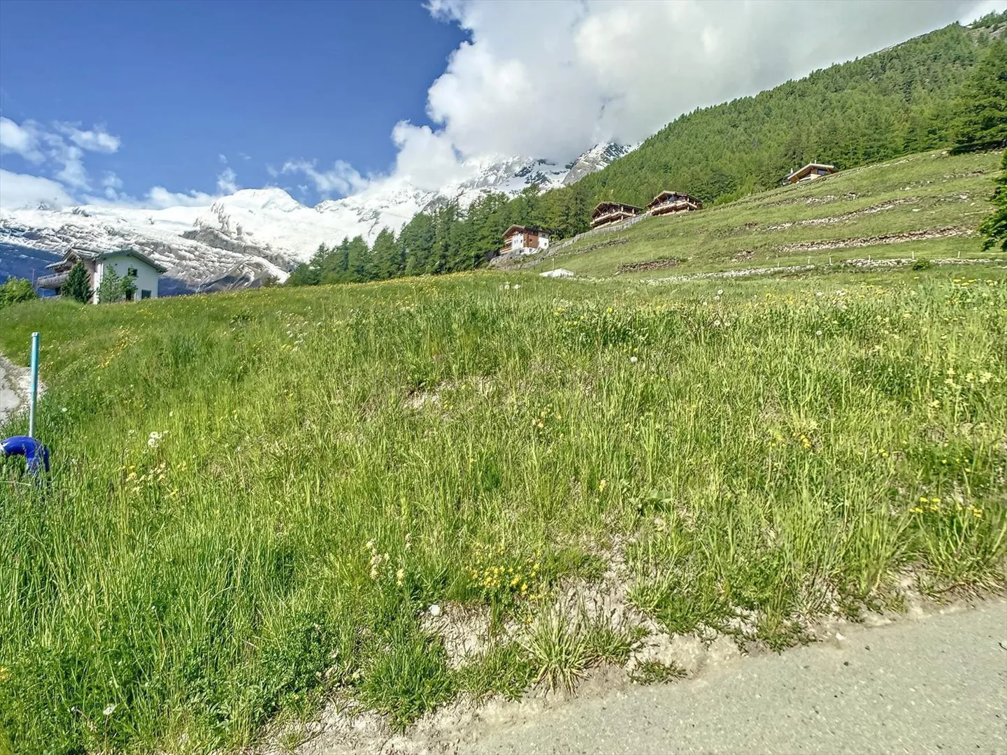 Terreno edificabile perfettamente situato - Foto 1 di 8