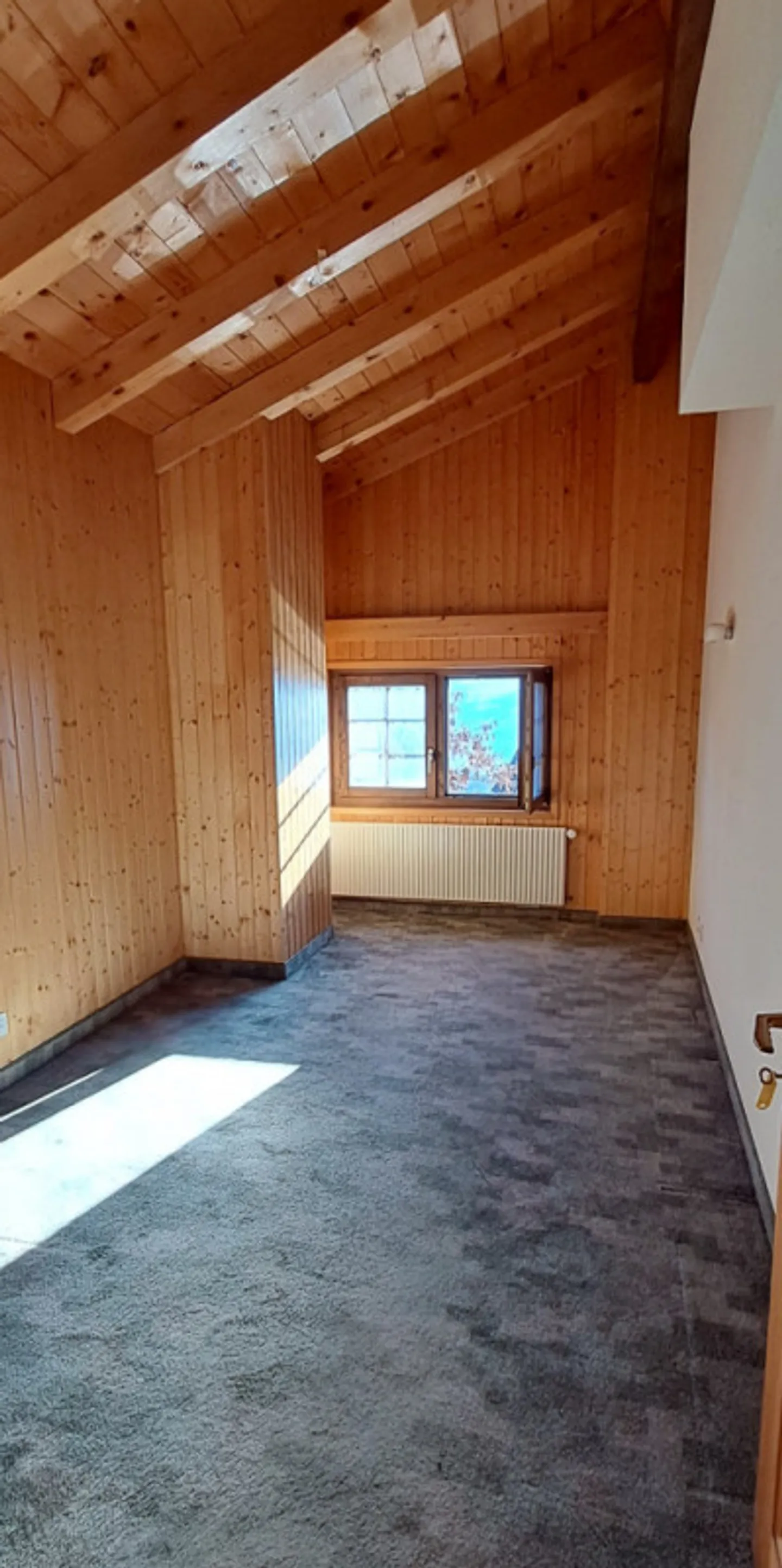 FOR SALE: Semi-detached village house 6.5 rooms in duplex - Photo 3 of 8