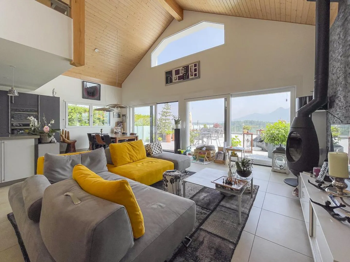 Découvrez cette magnifique villa contemporaine, construite de manière modulaire selon vos souhaits et offrant un environnement de vie exceptionnel. - Photo 5 sur 13