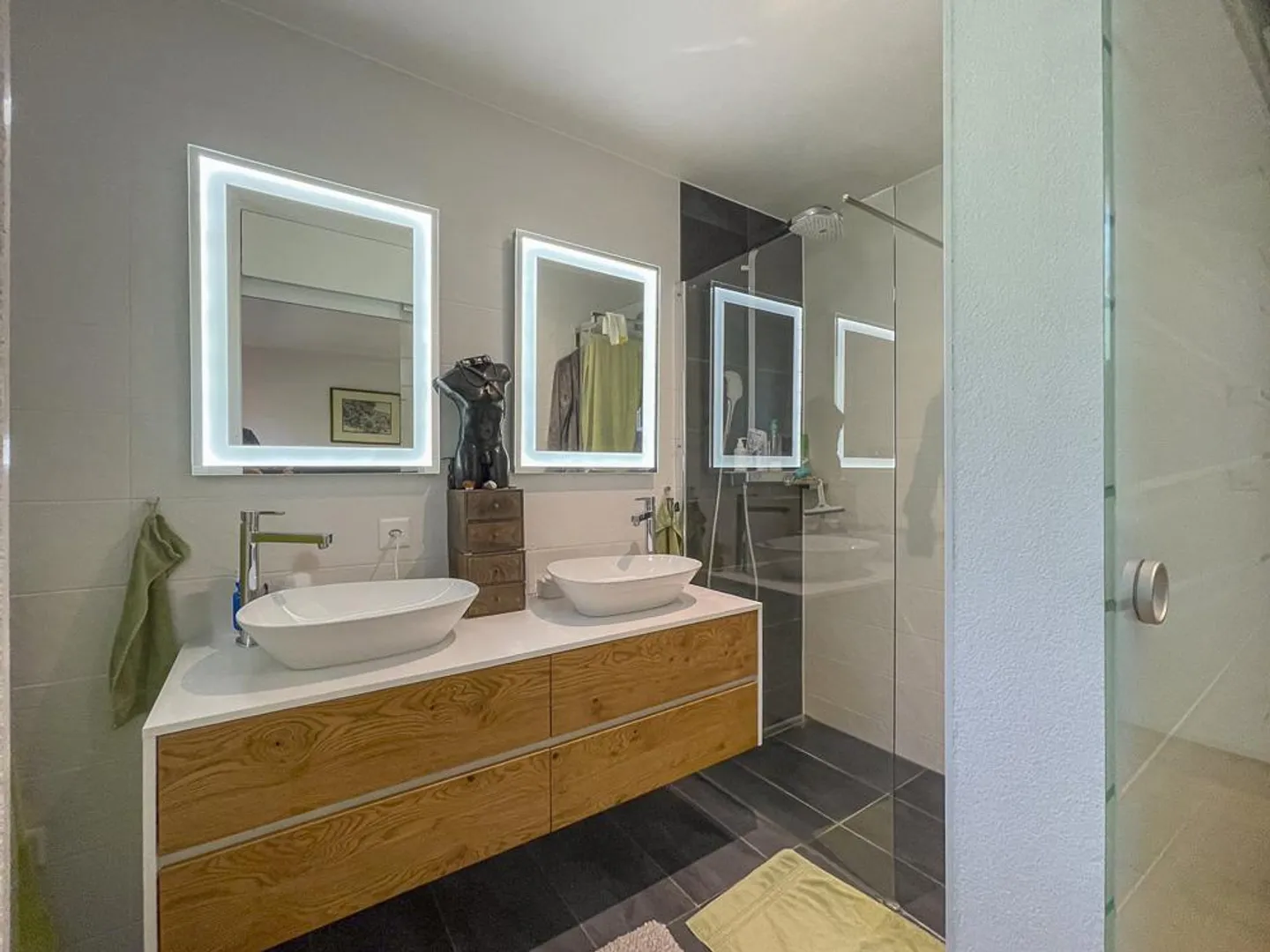 Découvrez cette magnifique villa contemporaine, construite de manière modulaire selon vos souhaits et offrant un environnement de vie exceptionnel. - Photo 13 sur 13