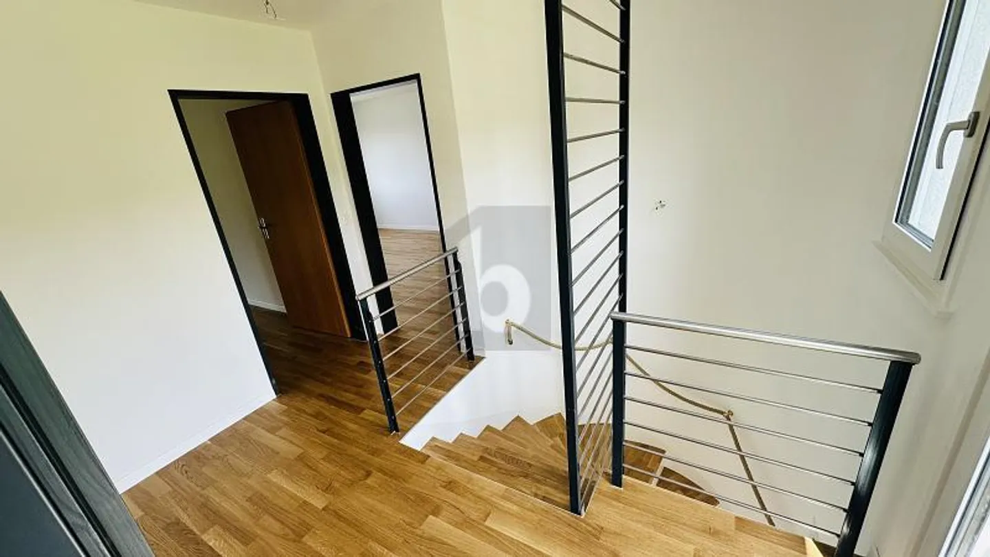 Charming Duplex with Scenic Views - Photo 5 of 6