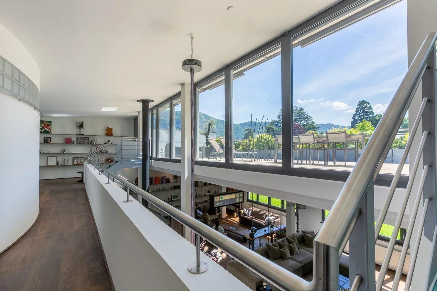 Spacious Loft, Rare Urban Oasis for Sale - Photo 5 of 13