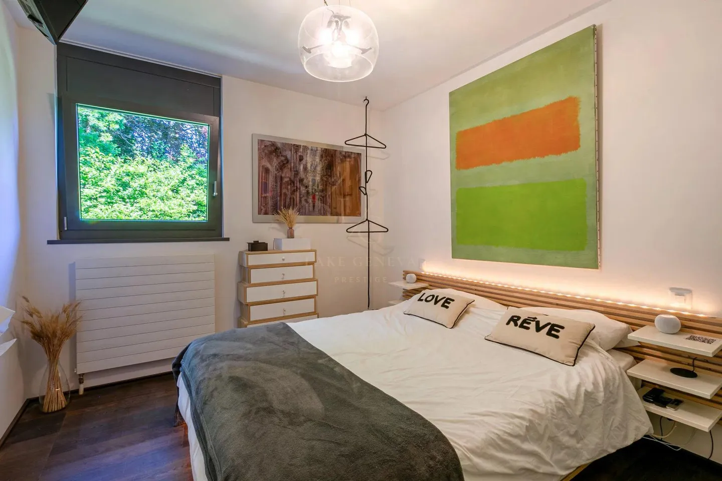 Spacious Loft, Rare Urban Oasis for Sale - Photo 9 of 13