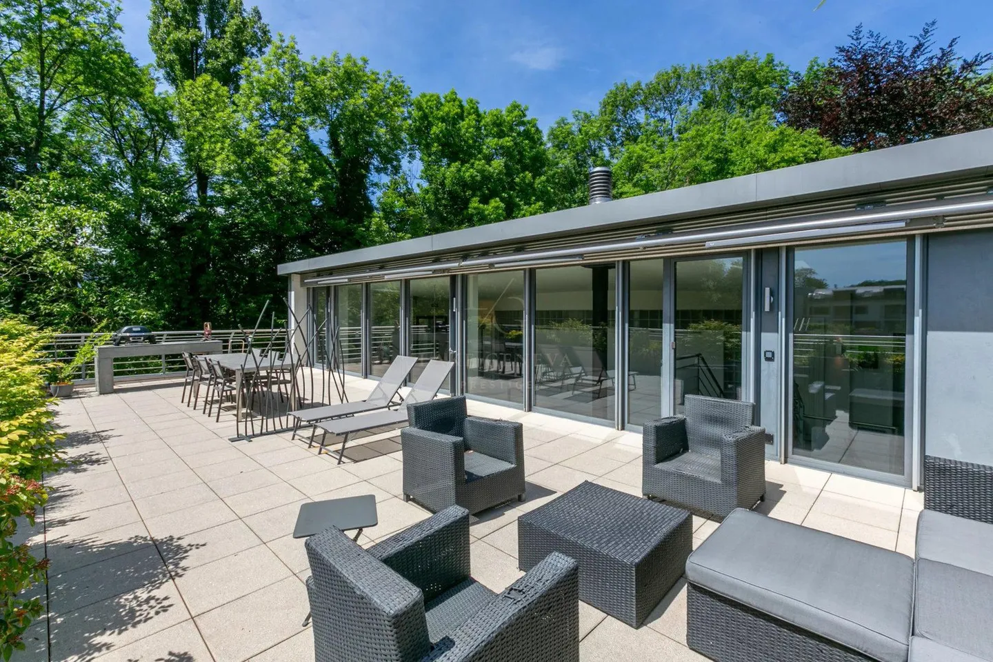 Spacious Loft, Rare Urban Oasis for Sale - Photo 11 of 13