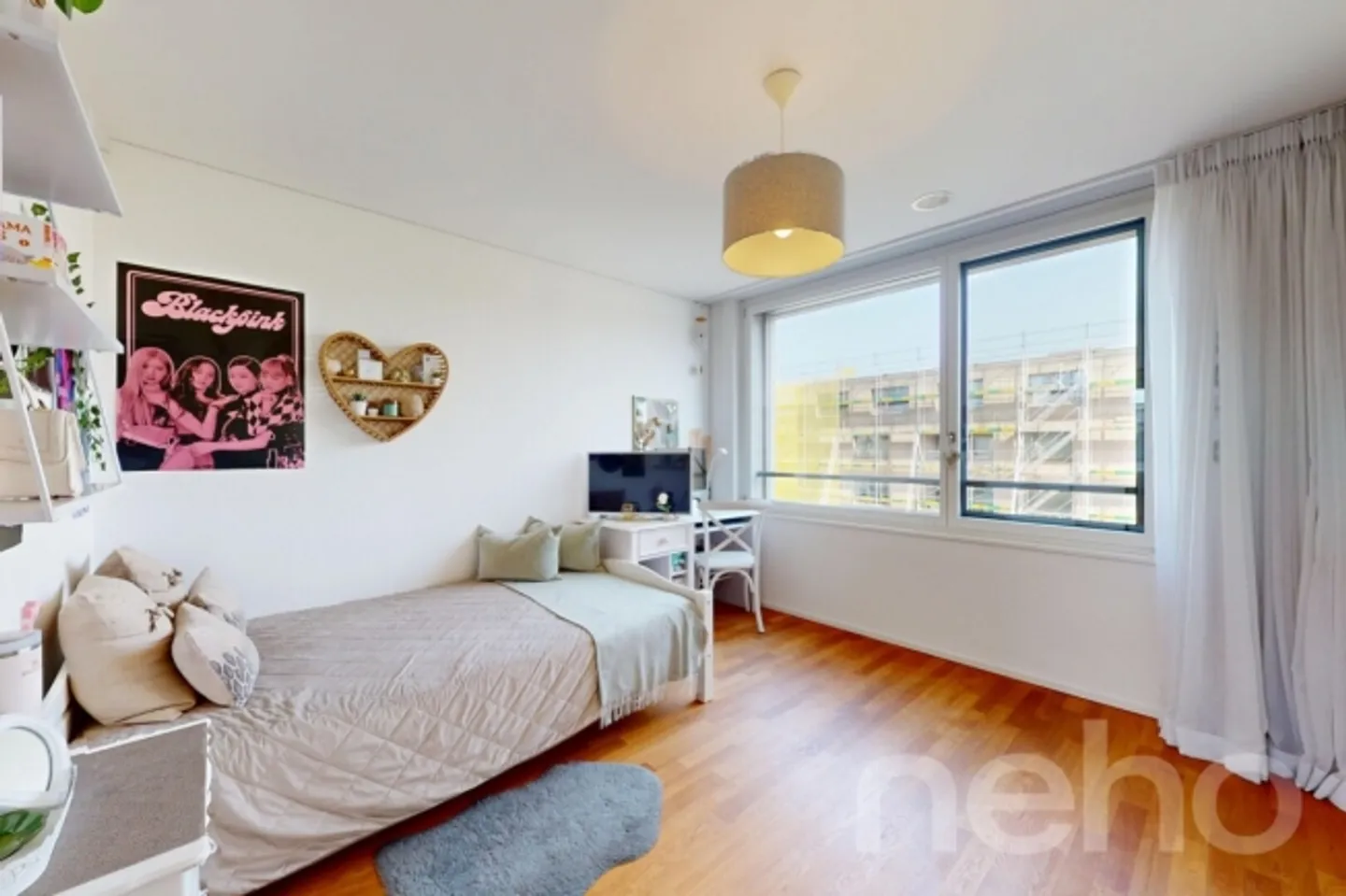Appartement lumineux avec vue - Photo 8 sur 12