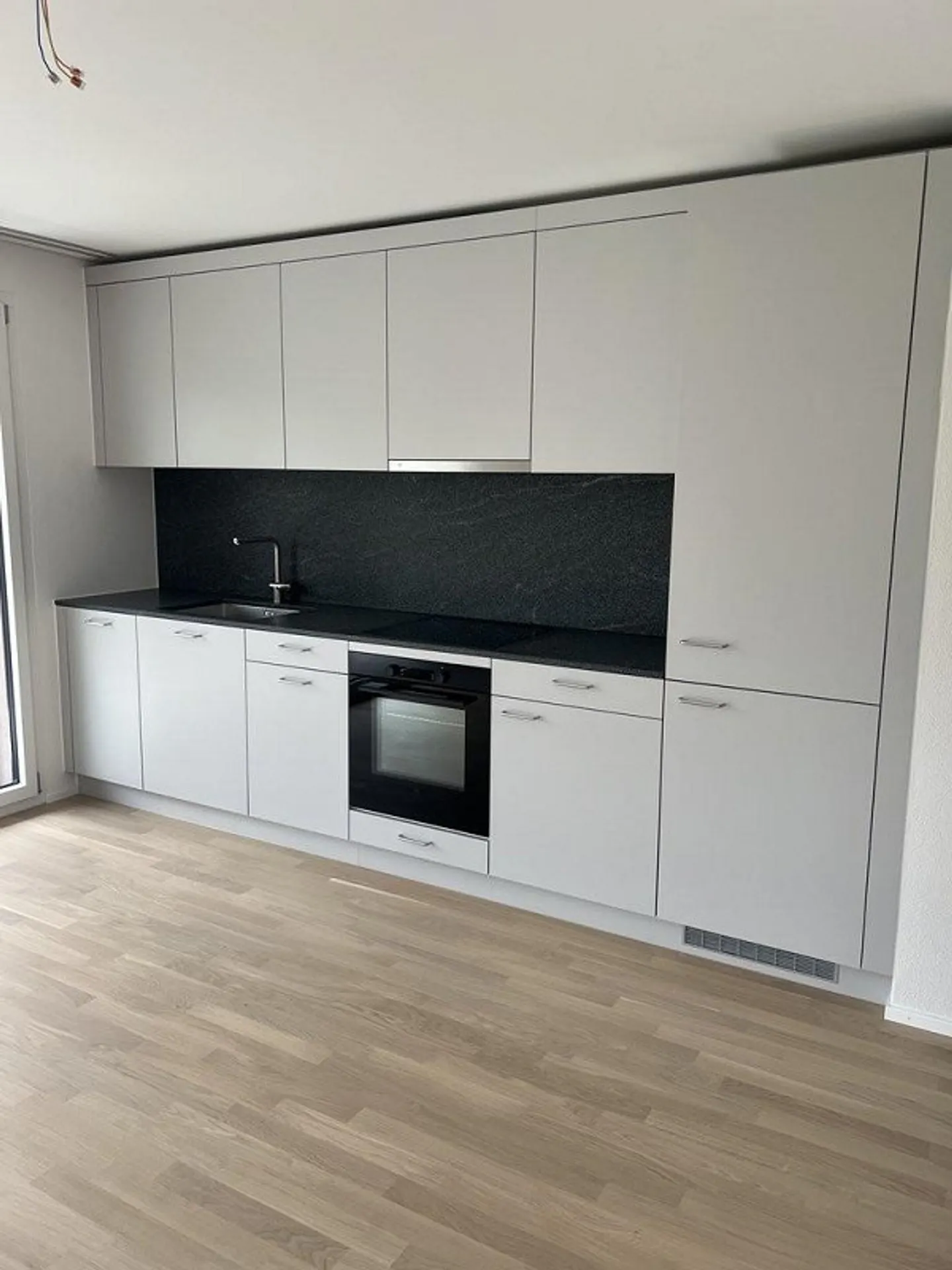 Attraktive 2.5 Zimmerwohnung im 3. OG an ruhiger Lage in Luzern - Foto 4 di 8