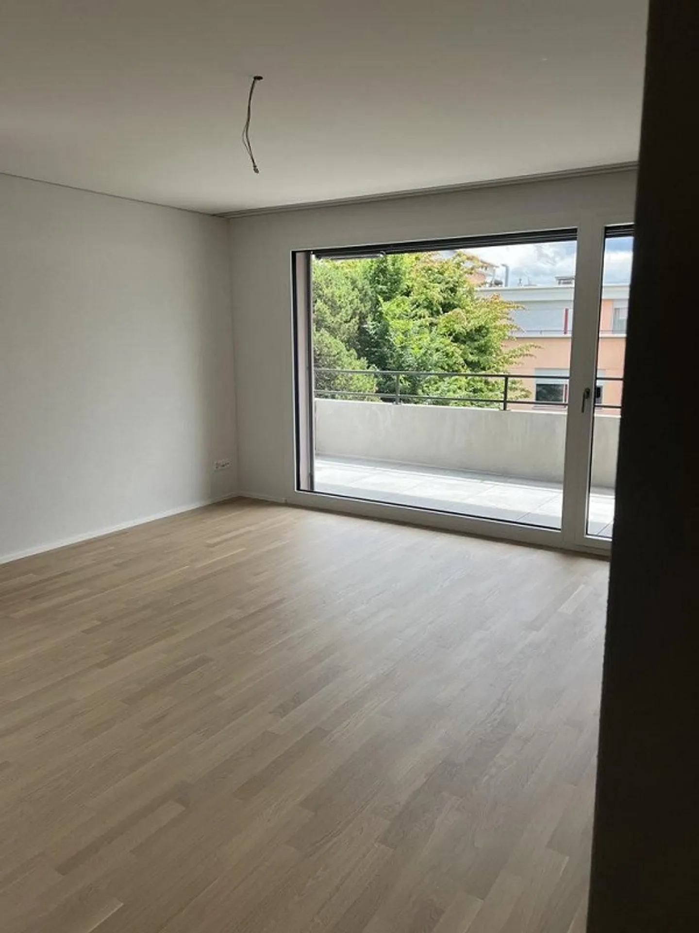 Attraktive 2.5 Zimmerwohnung im 3. OG an ruhiger Lage in Luzern - Foto 6 di 8