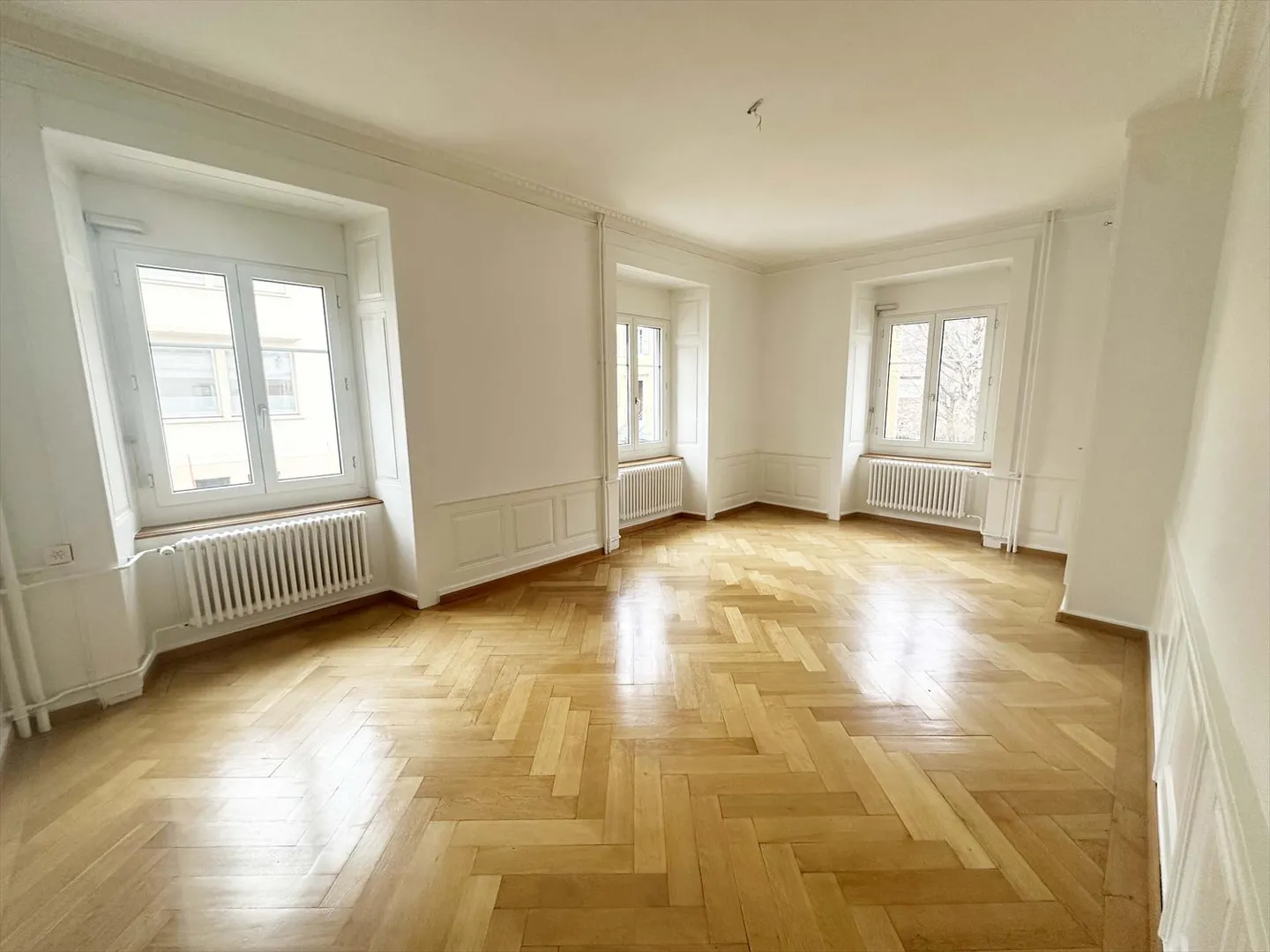 02052 - Appartement 3 pièces - Pont 16 - La Chaux-de-Fonds - Photo 2 sur 7