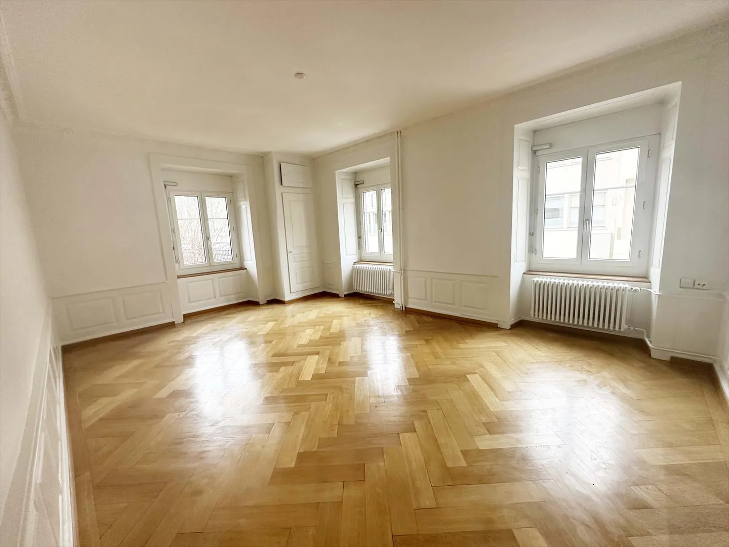 02052 - Appartement 3 pièces - Pont 16 - La Chaux-de-Fonds - Photo 3 sur 7