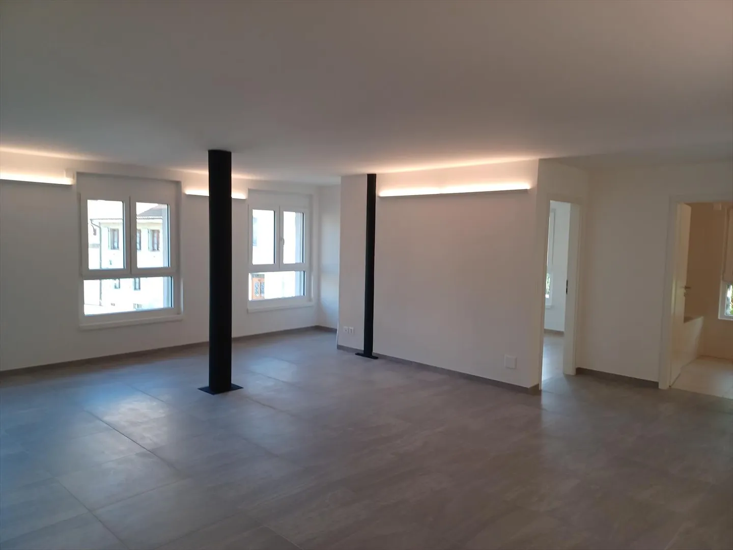 Wunderschöne Wohnung in einem kleinen Gebäude in Moudon - Foto 3 von 8