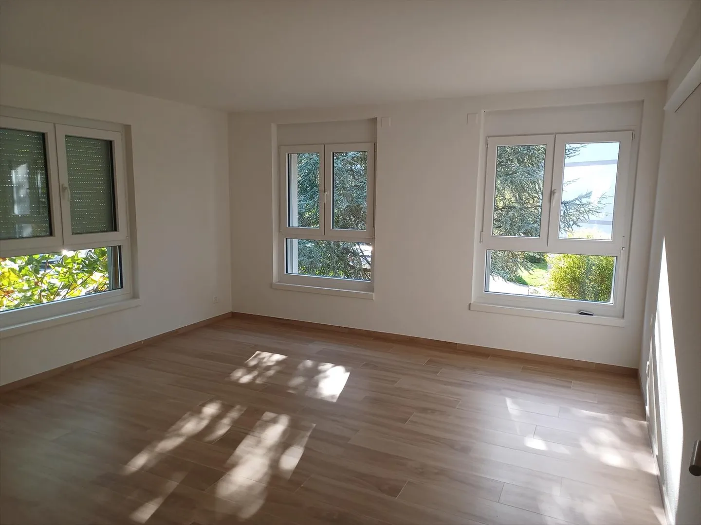 Wunderschöne Wohnung in einem kleinen Gebäude in Moudon - Foto 5 von 8