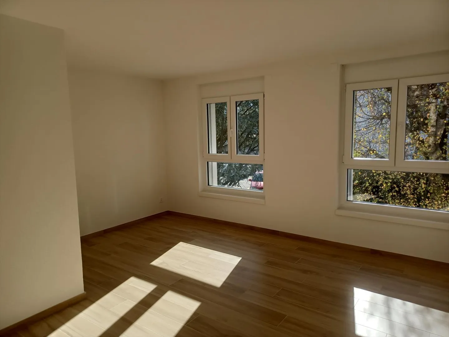 Wunderschöne Wohnung in einem kleinen Gebäude in Moudon - Foto 6 von 8