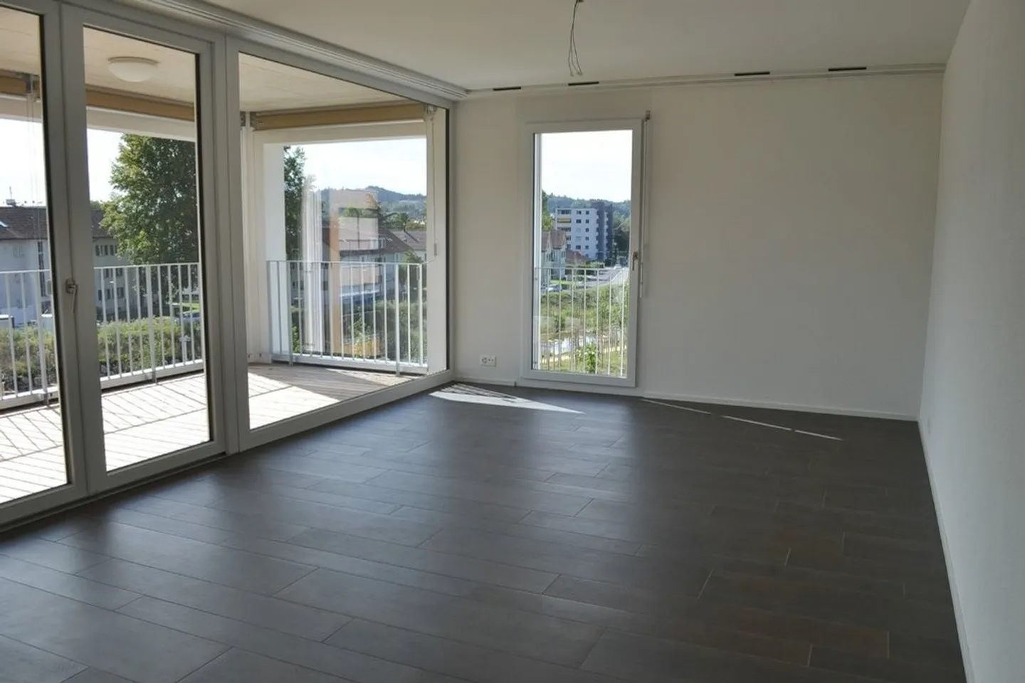 Appartamento moderno 2.5 locali a Biel - Foto 3 di 10