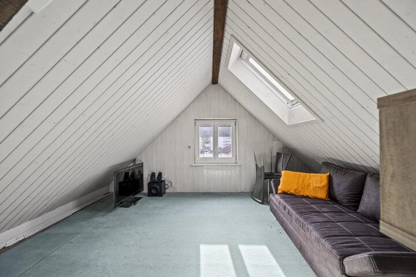 Detached Single-Family House in the Tösstal - Photo 7 of 8