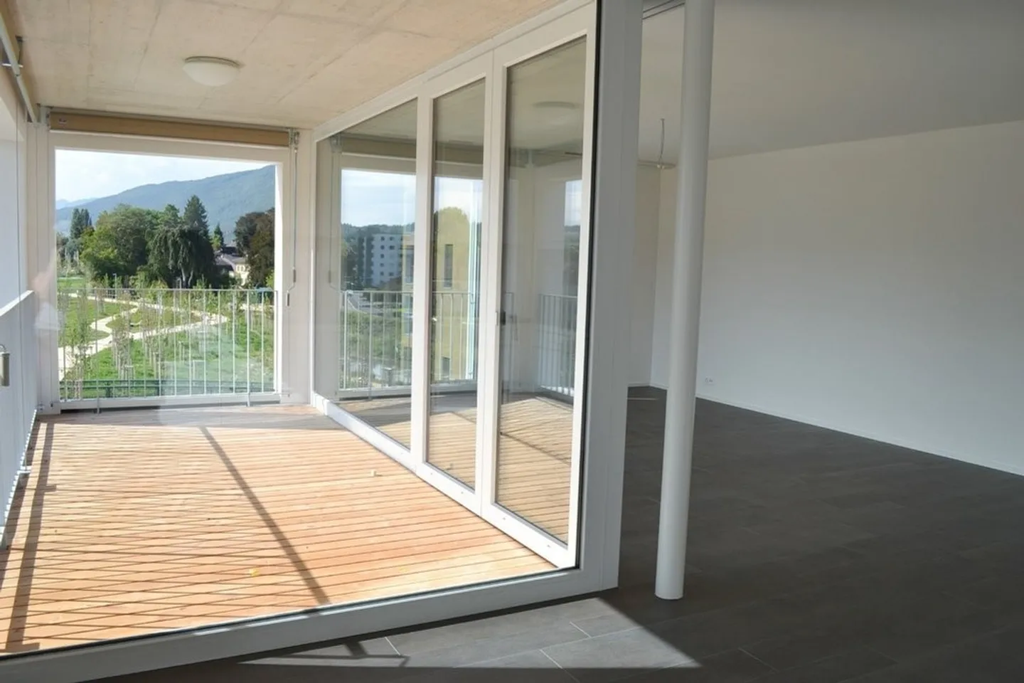Appartamento moderno 2.5 locali a Biel - Foto 2 di 10