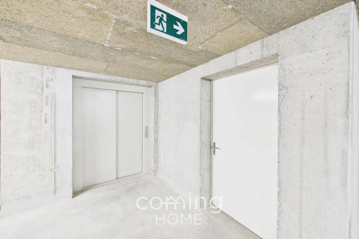 Espace de stockage et de stationnement - Idéal pour les centres de données, l'utilisation informatique, les voitures classiques, la restauration ou un usage commercial à Niederbipp - Photo 9 sur 13