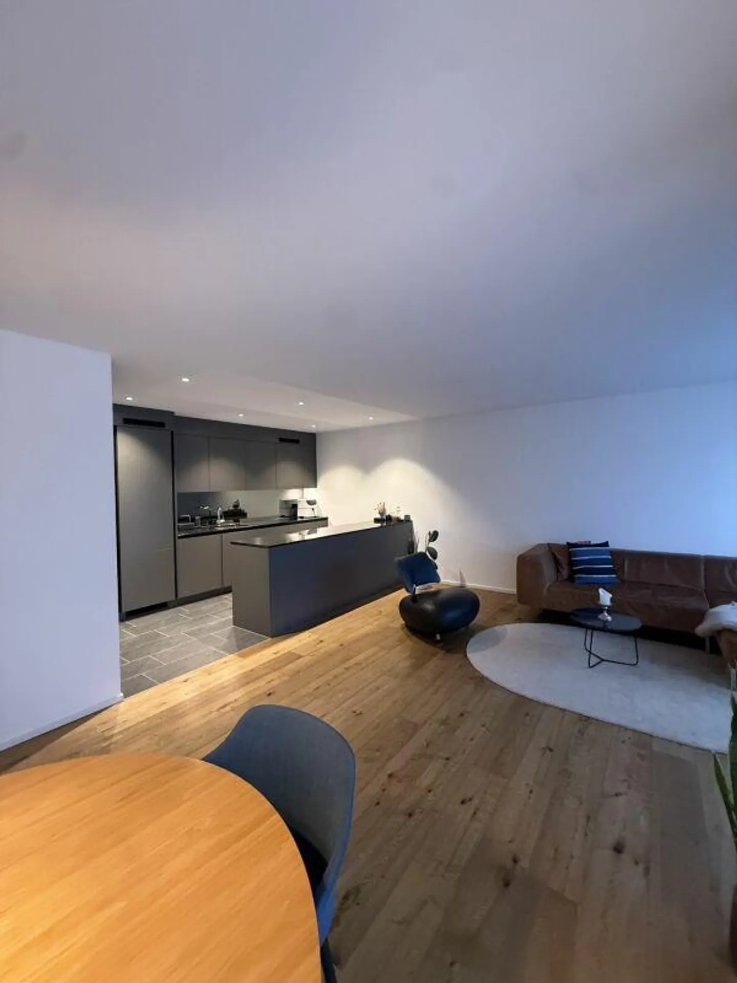 Charmante Wohnung mit Grünblick - Foto 2 von 10
