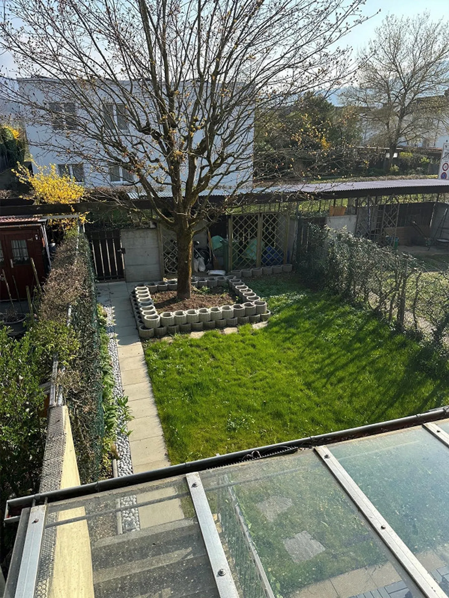 Charmantes Reihenhaus mit Garten - Foto 4 von 16