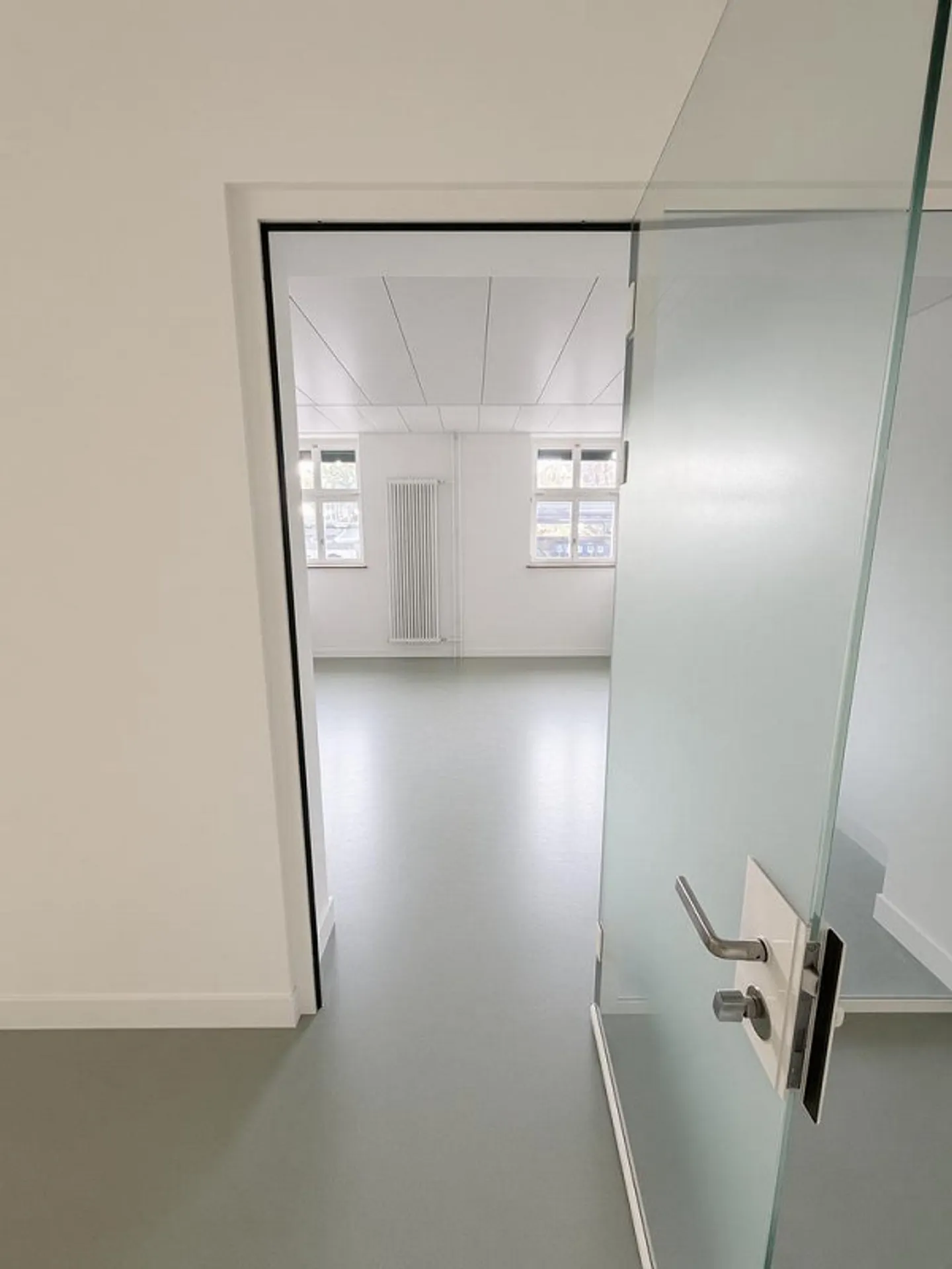 Moderne Gewerbefläche im Socin Haus - Foto 4 von 4