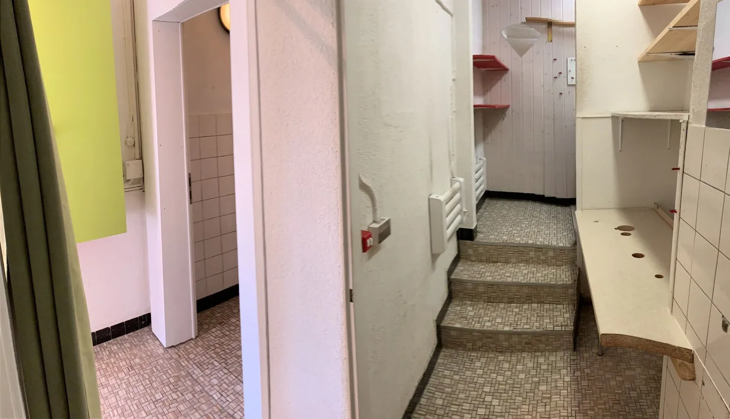 Lokal mit Auslagen - Foto 4 von 5