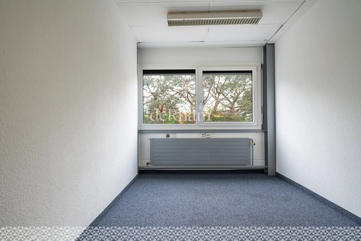 Spazio ufficio di 44 m2 in affitto - Foto 3 di 6