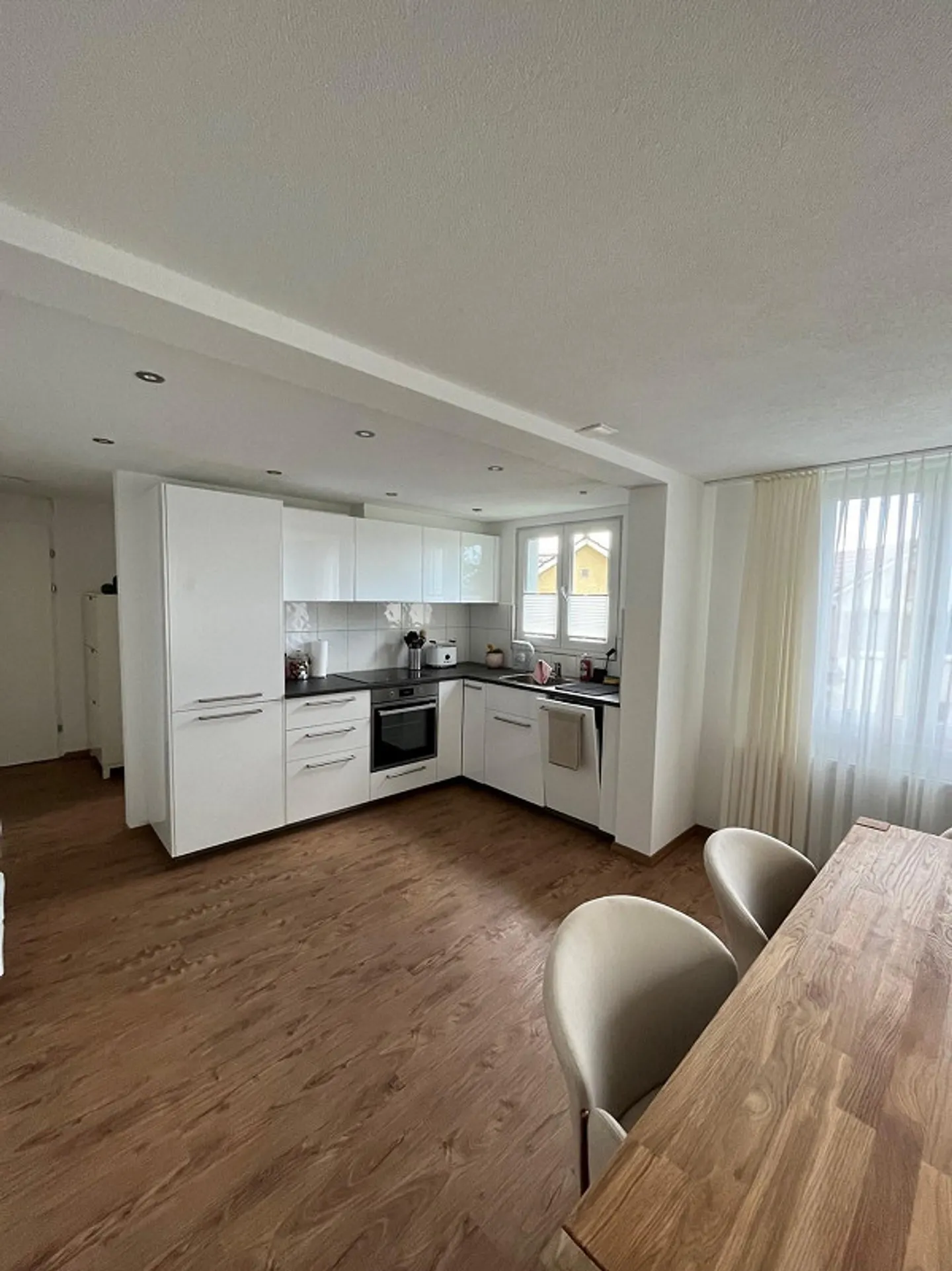 Affordable, bright 3.5 room apartment - Photo 1 of 10