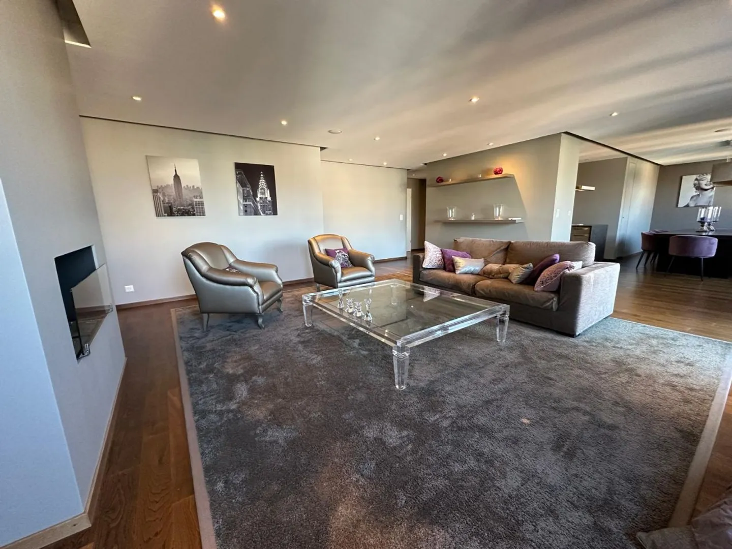 Geräumige 7-Zimmer-Wohnung - Foto 1 von 13