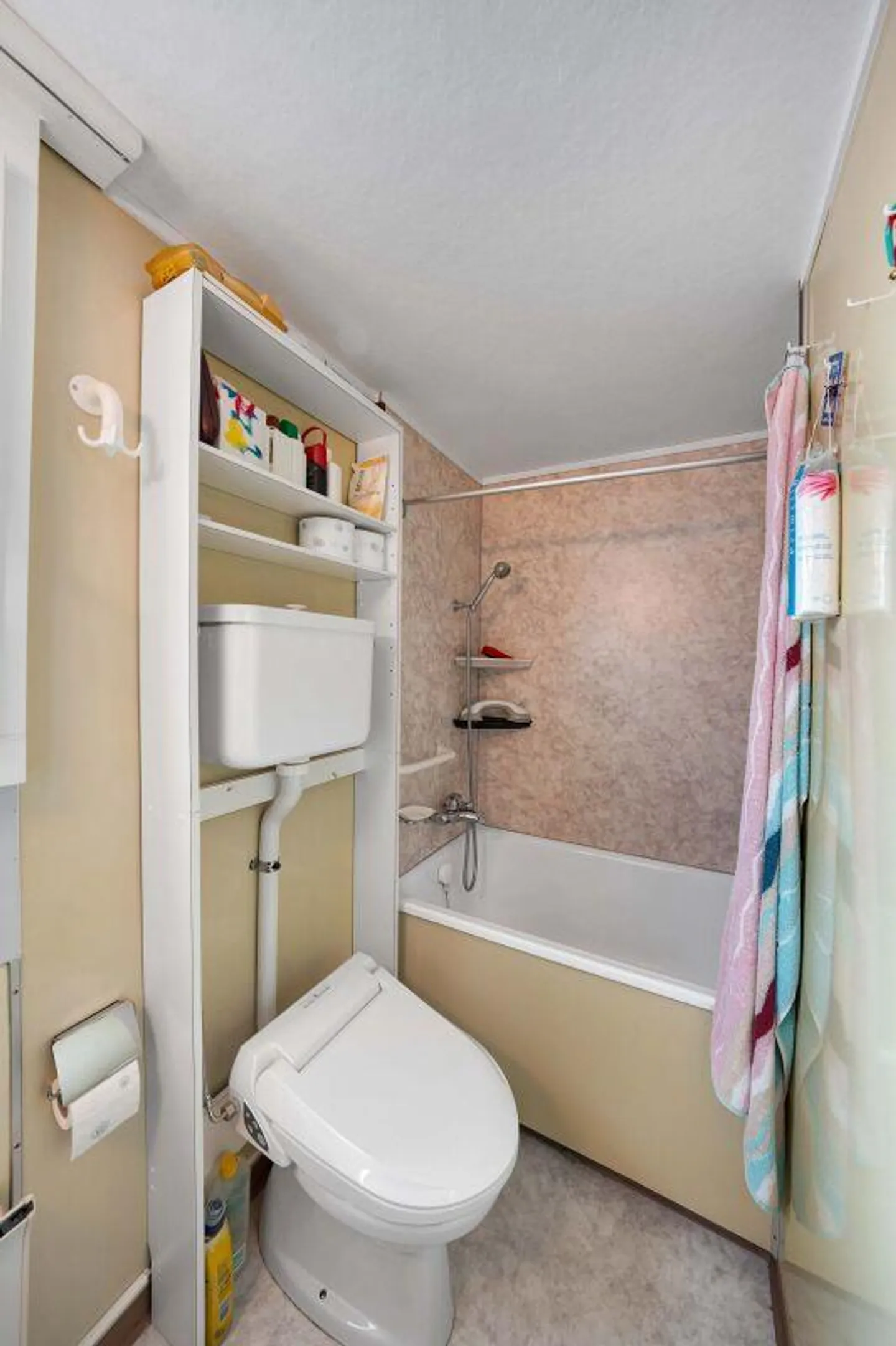 Charmantes Ferienhaus mit Aussicht - Foto 9 von 13