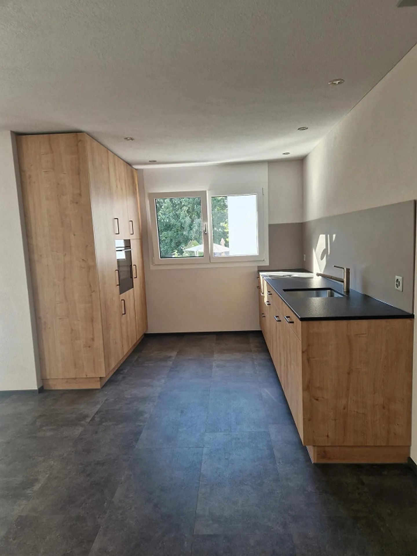Geräumige neue 2.5 Zimmer Wohnung - Foto 1 von 9