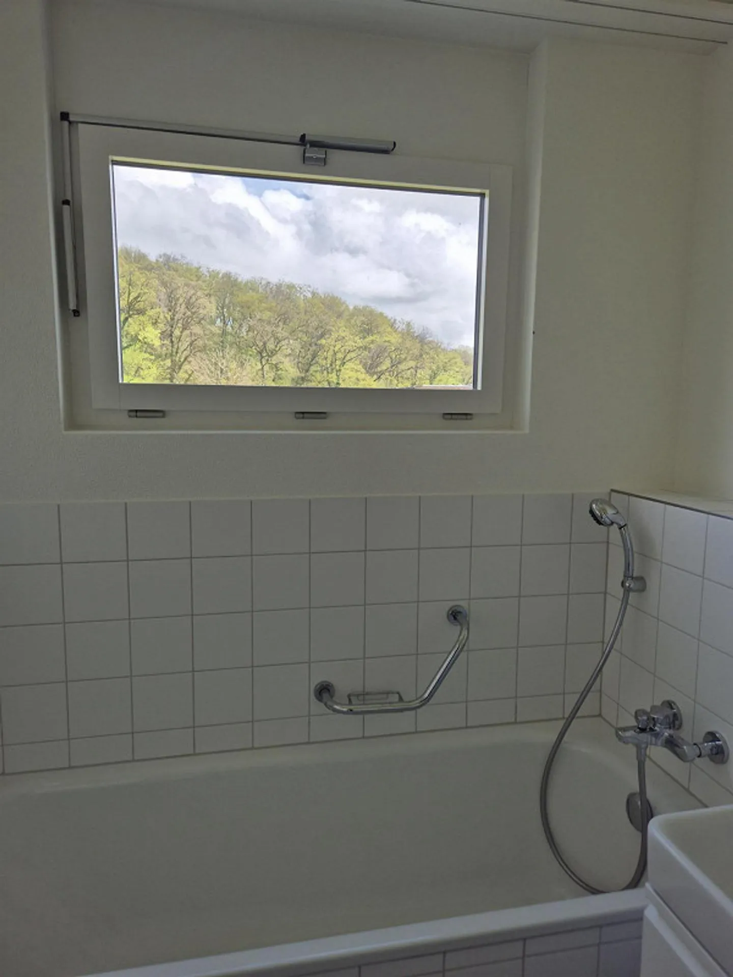 Appartamento attico soleggiato nel tranquillo quartiere Schöngrund di Olten - Foto 5 di 12