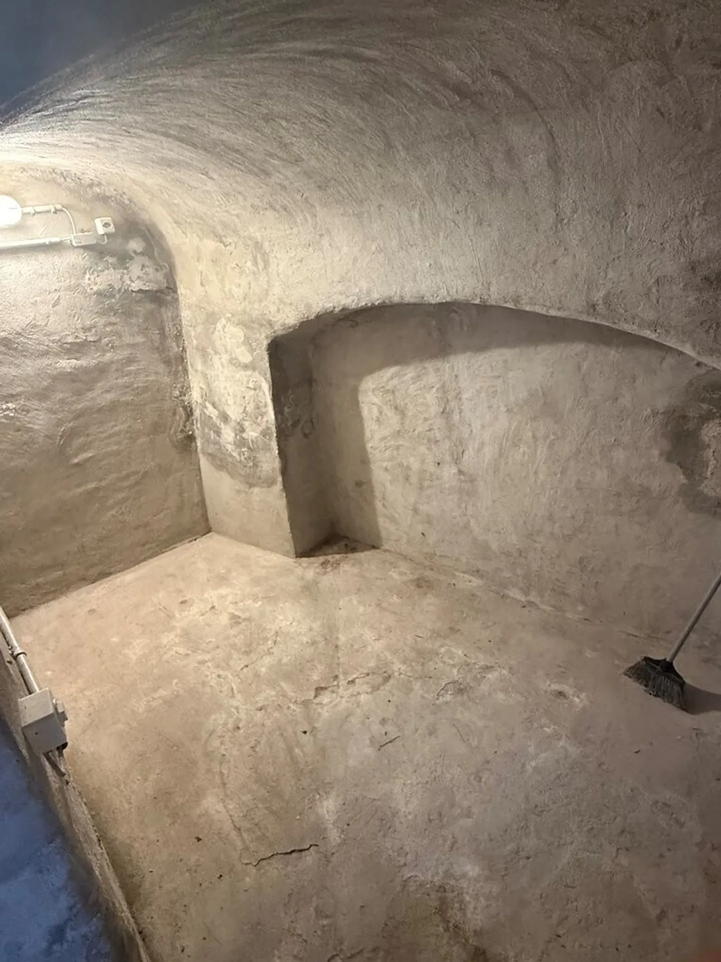 Deposito di stoccaggio vicino alla stazione - Foto 2 di 3