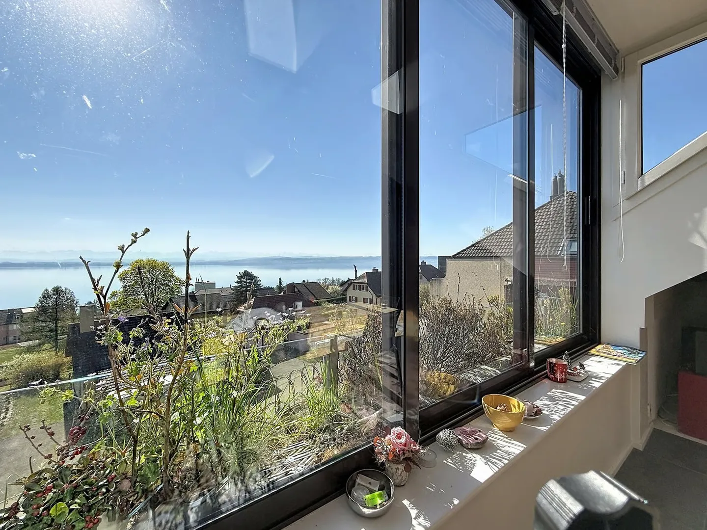 Duplex with panoramic view of the lake and the Alps – Gorgier - Photo 2 of 13