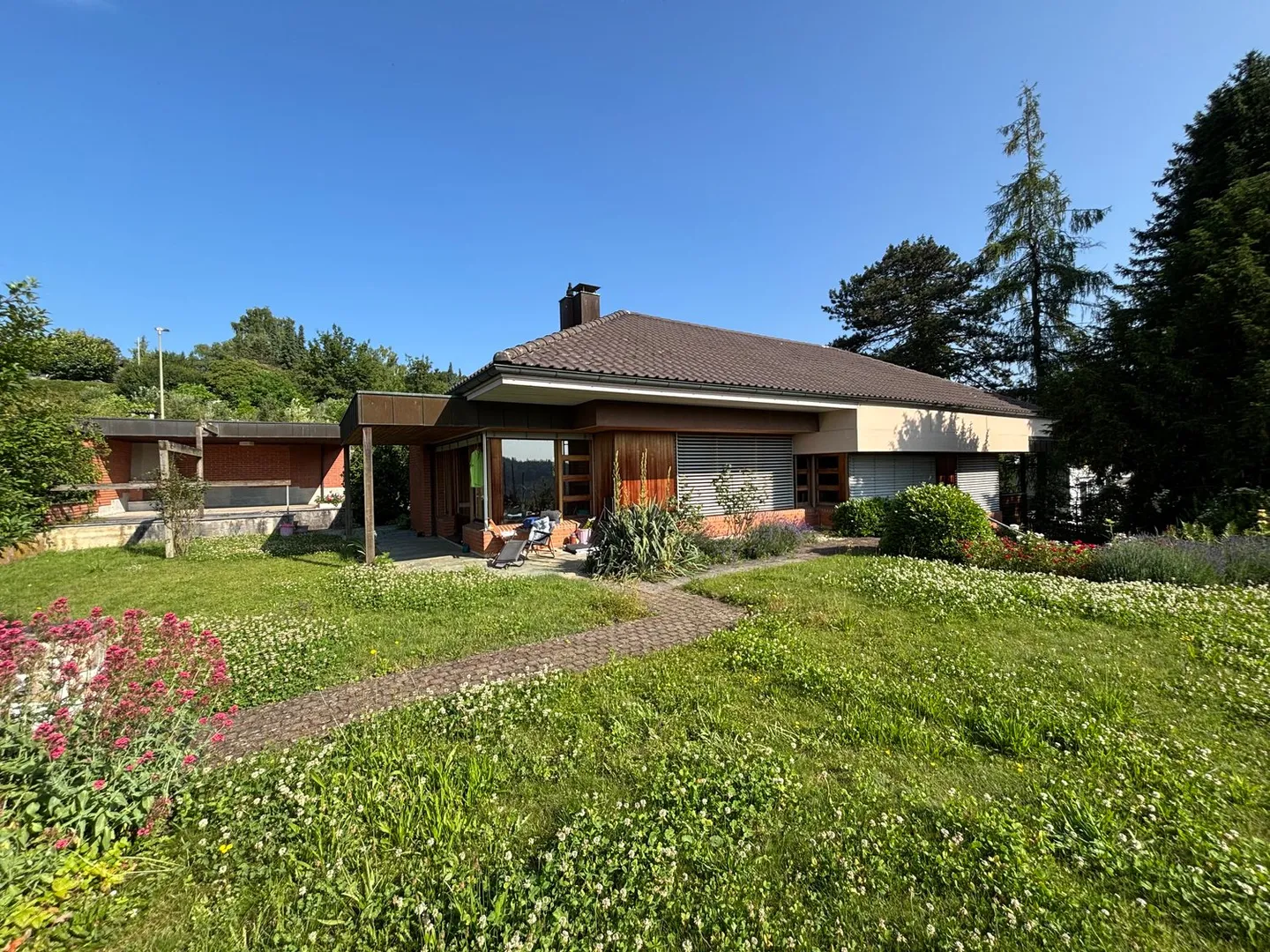 Terrain à bâtir à Seltisberg avec vue imprenable. - Photo 2 sur 3