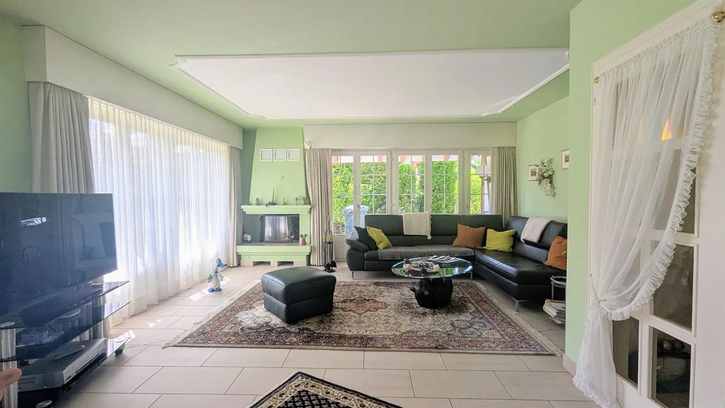 Offre d'espace extraordinaire pour un style de vie élégant dans un emplacement privilégié - Photo 11 sur 30
