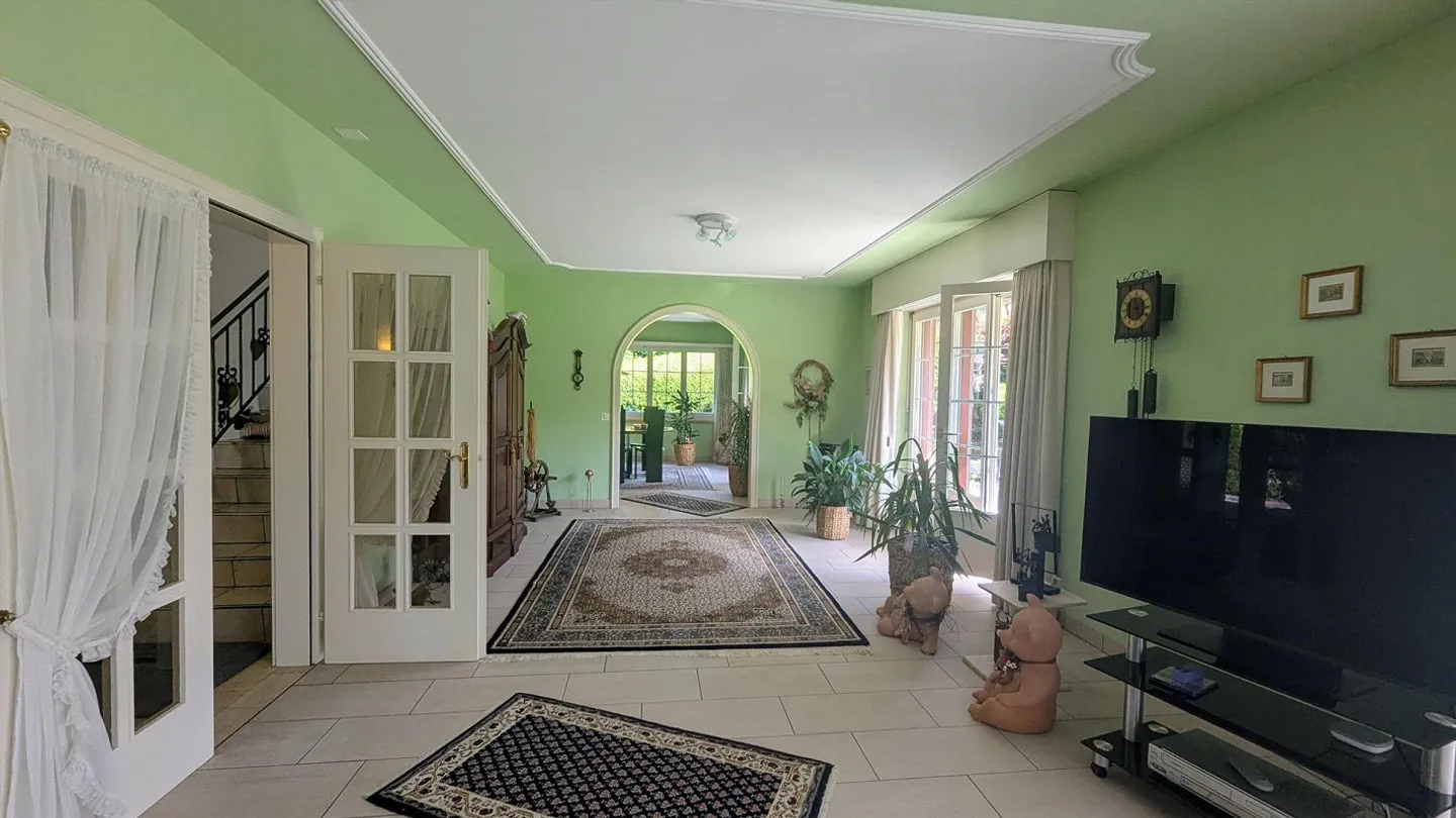 Offre d'espace extraordinaire pour un style de vie élégant dans un emplacement privilégié - Photo 12 sur 30
