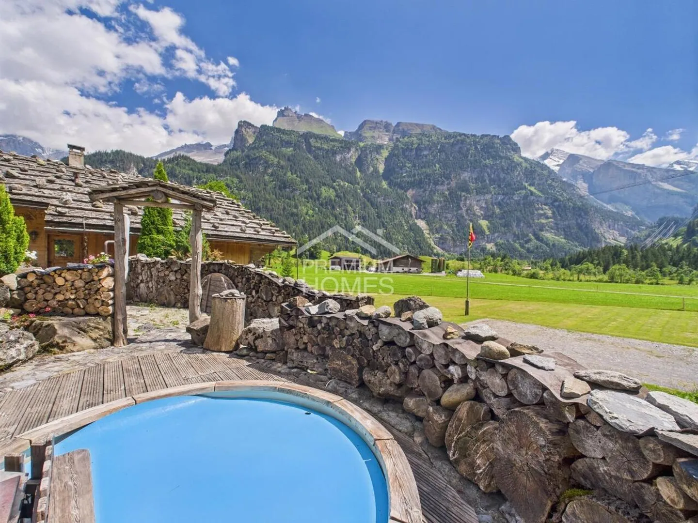 Chalet-Rückzugsort mit atemberaubendem Blick - Foto 3 von 13