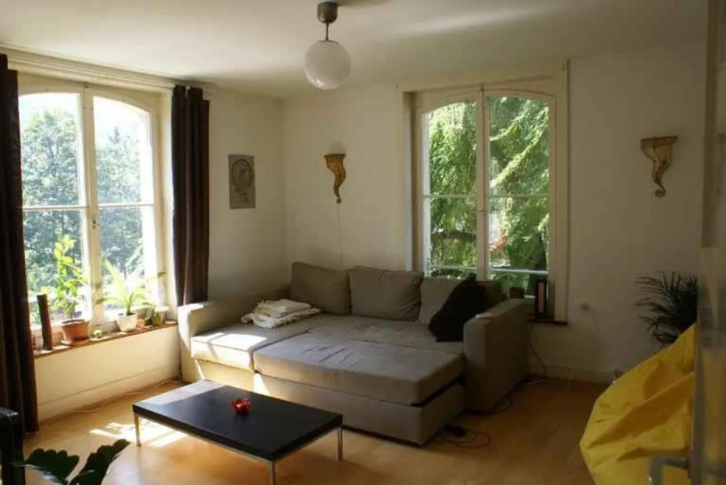 Incantevole appartamento di 3 stanze con balcone e giardino comune - Foto 6 di 11