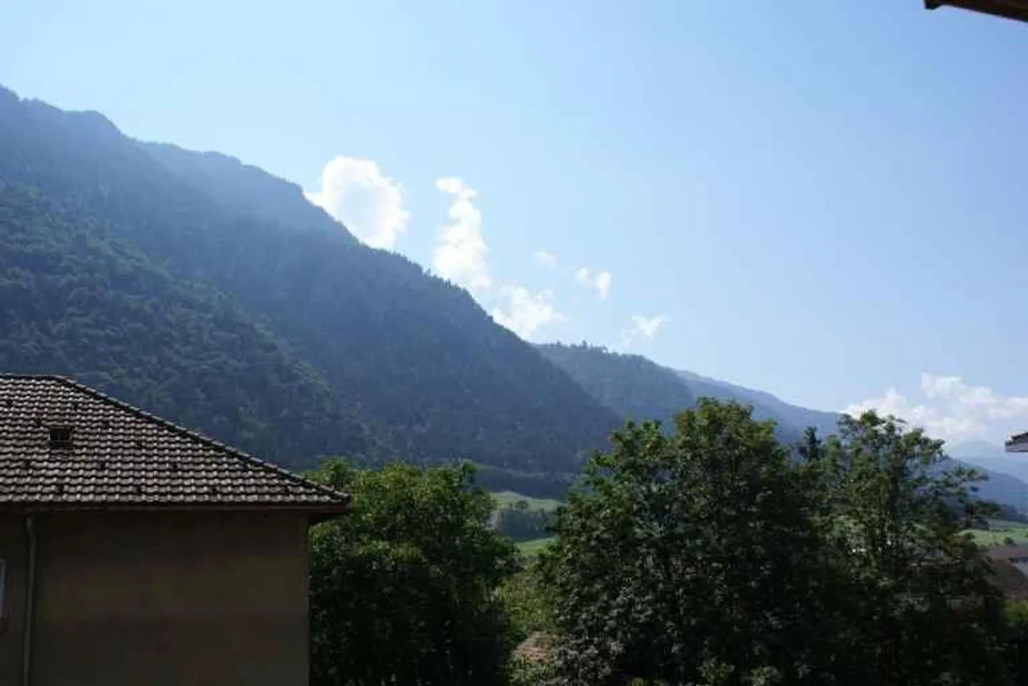 Incantevole appartamento di 3 stanze con balcone e giardino comune - Foto 9 di 11