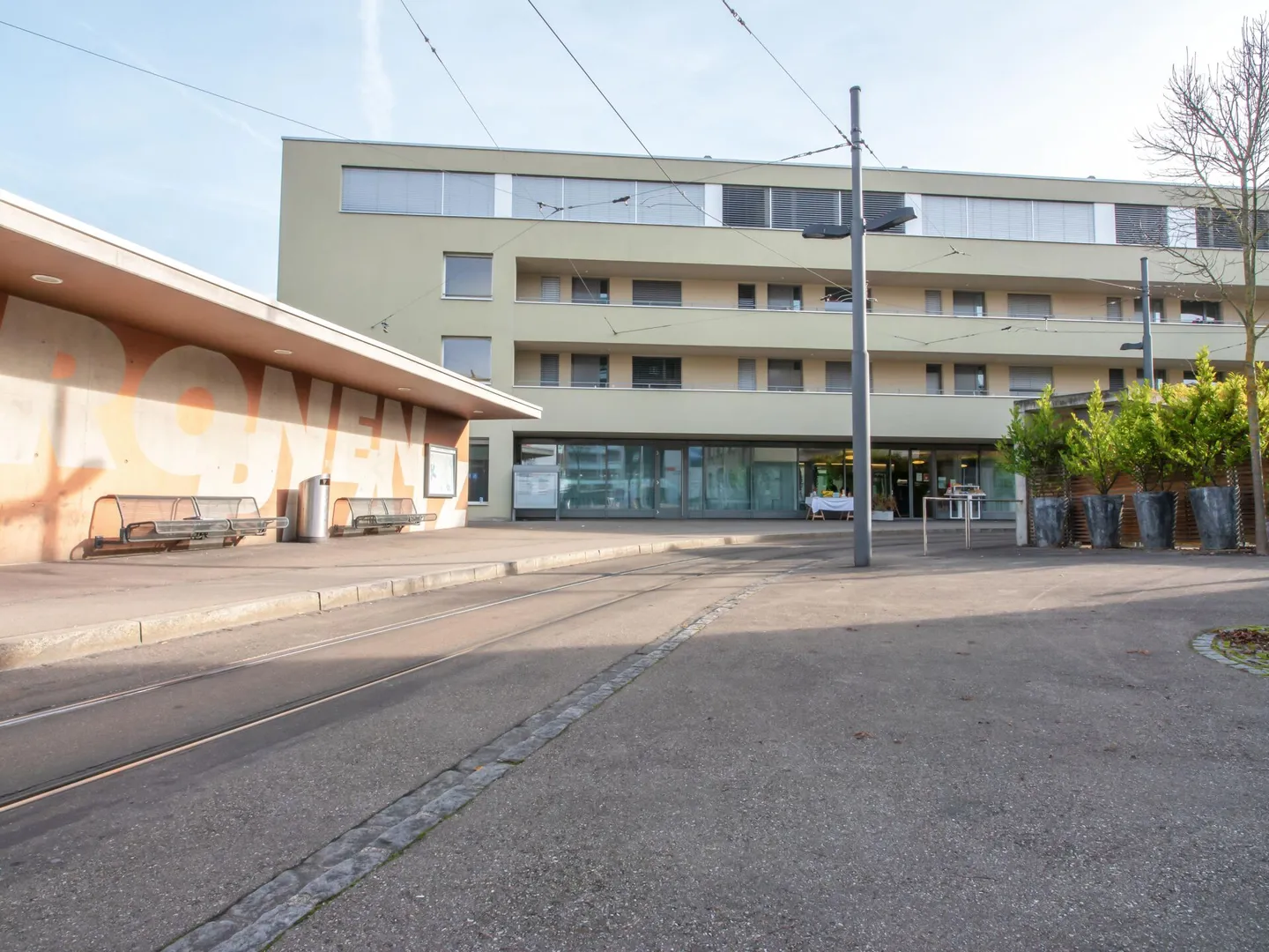 Appartement en duplex de 3 pièces à Binningen - Photo 1 sur 1