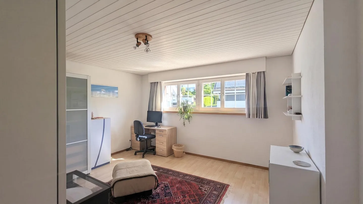 Offre d'espace extraordinaire pour un style de vie élégant dans un emplacement privilégié - Photo 21 sur 30