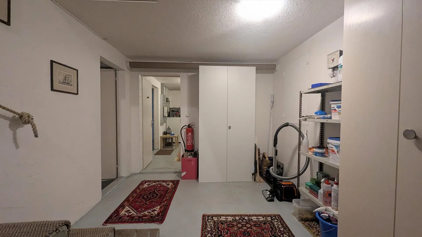 Offre d'espace extraordinaire pour un style de vie élégant dans un emplacement privilégié - Photo 25 sur 30