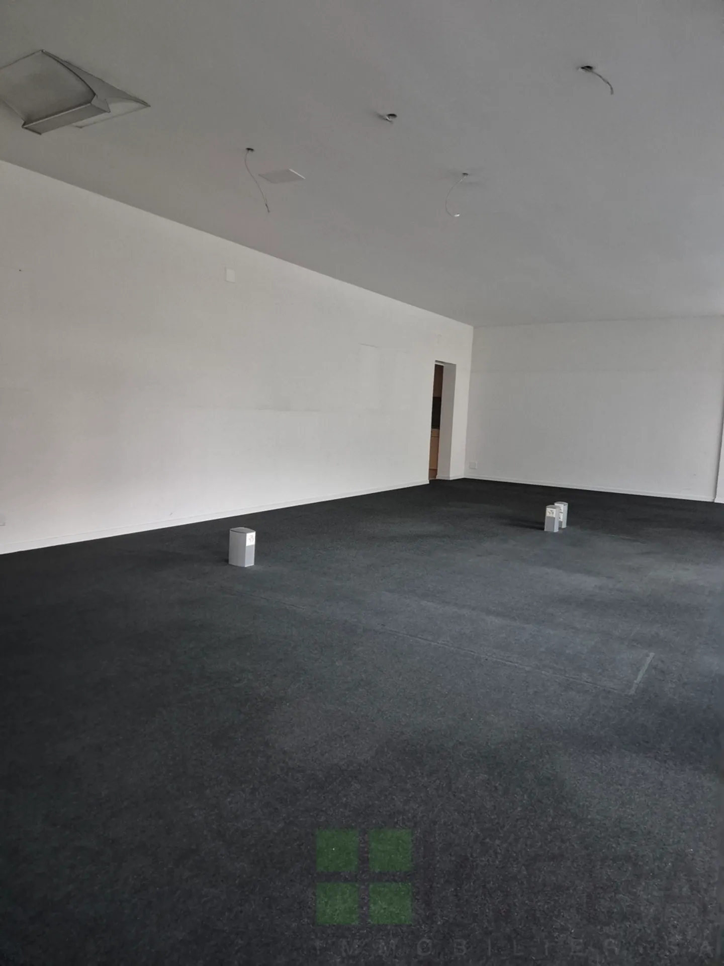 Azienda innovativa nel centro del Giura - Foto 7 di 8