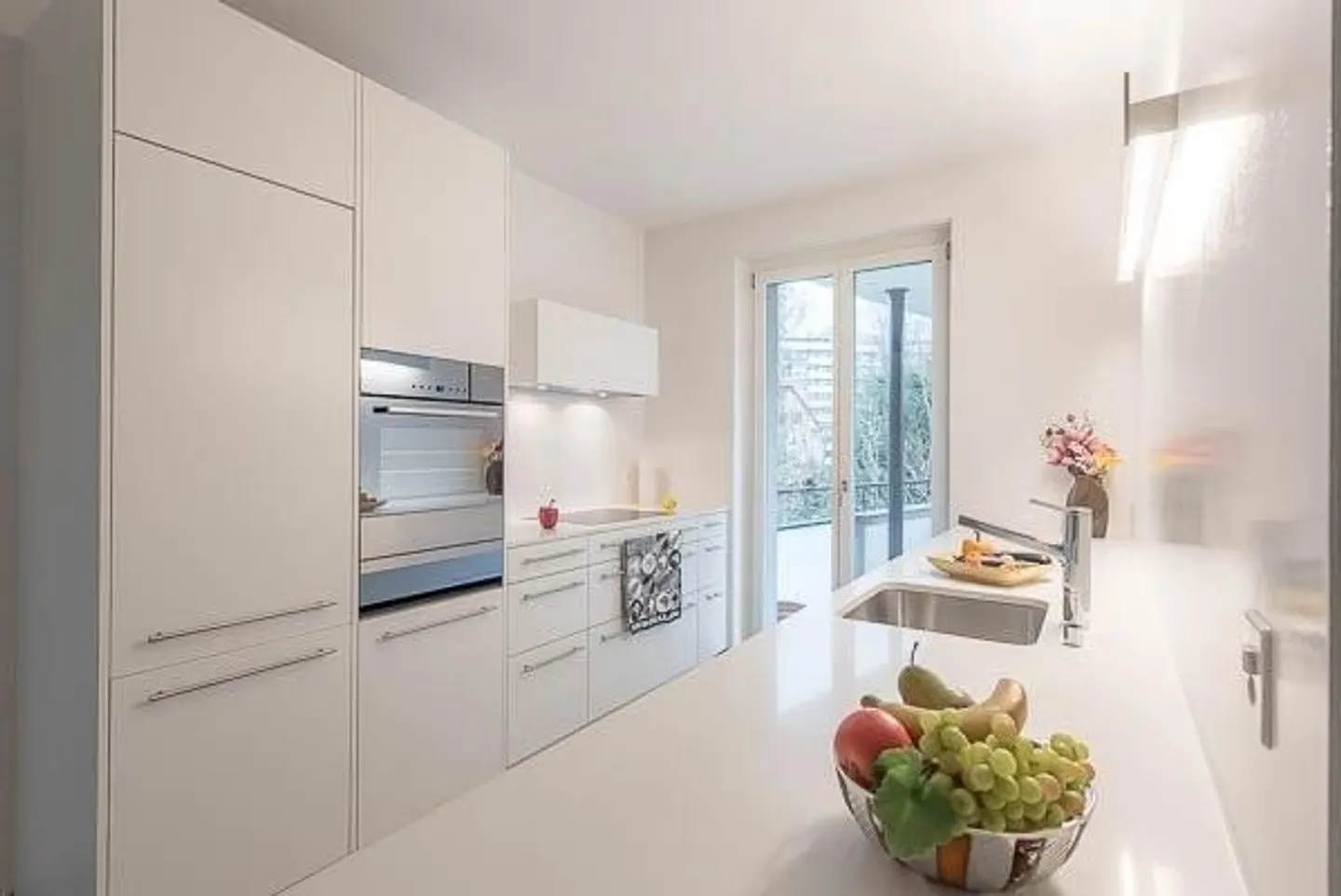 Modern apartment in quiet Gellert - Photo 3 of 8
