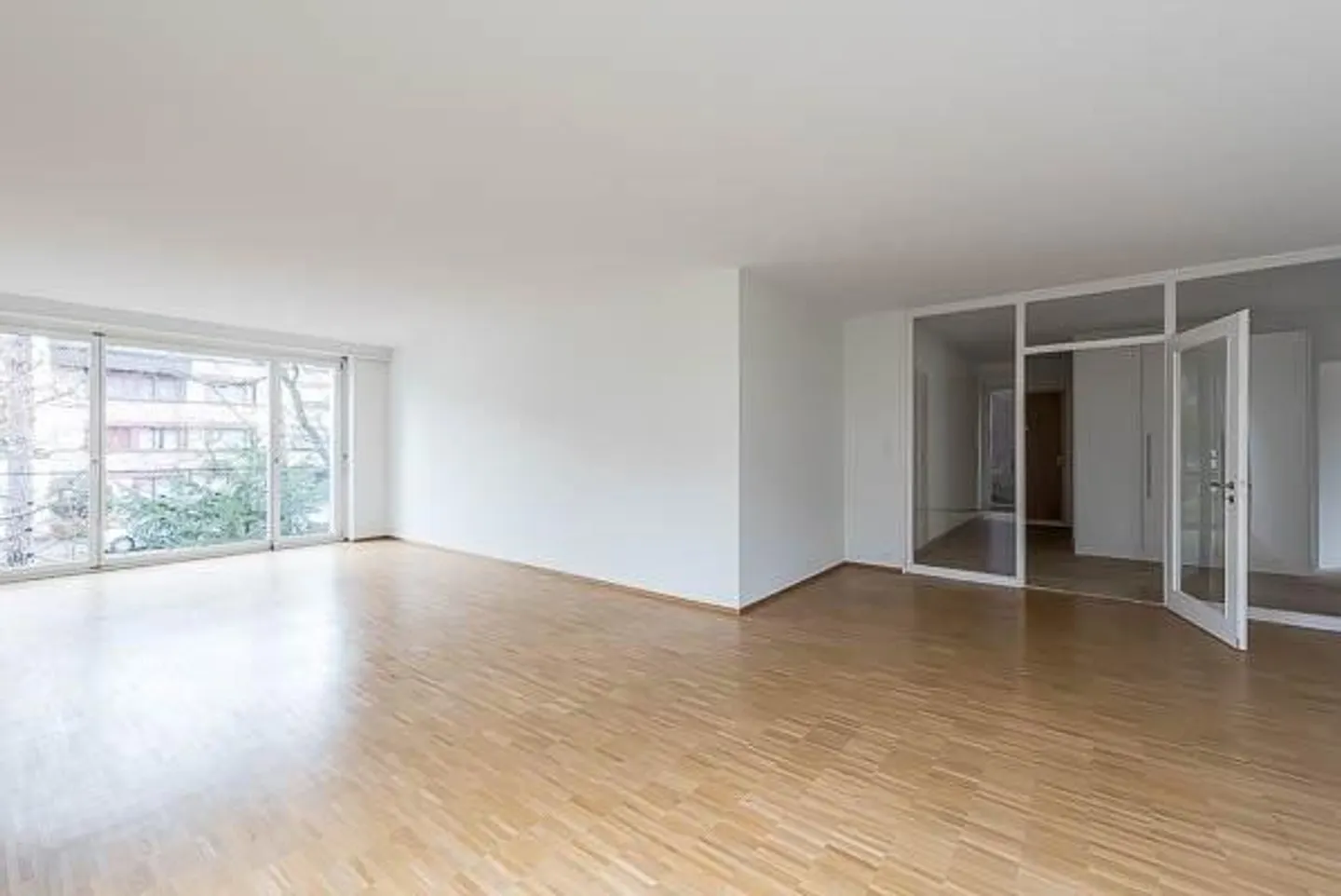 Modern apartment in quiet Gellert - Photo 4 of 8