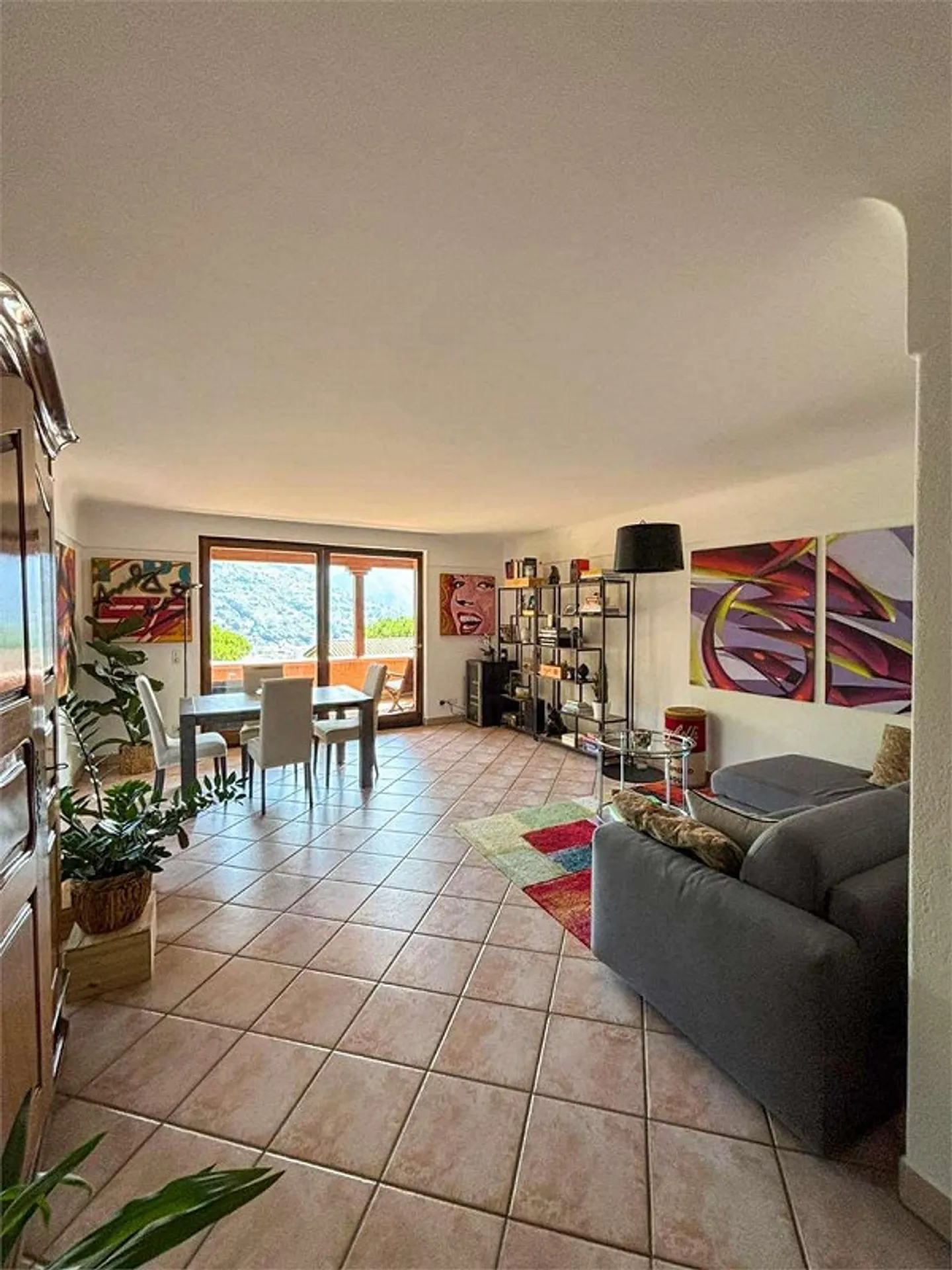 Apartment with Lake View in Residence with Pool in Savosa - Photo 5 of 11