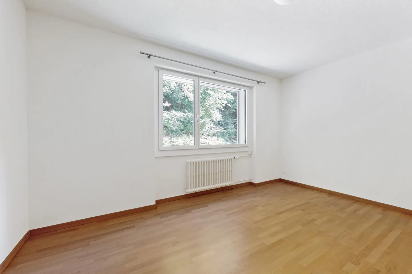 Charmante 4.5 Zimmer Wohnung - Foto 3 von 9
