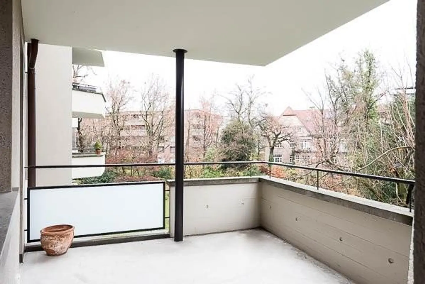 Modern apartment in quiet Gellert - Photo 8 of 8