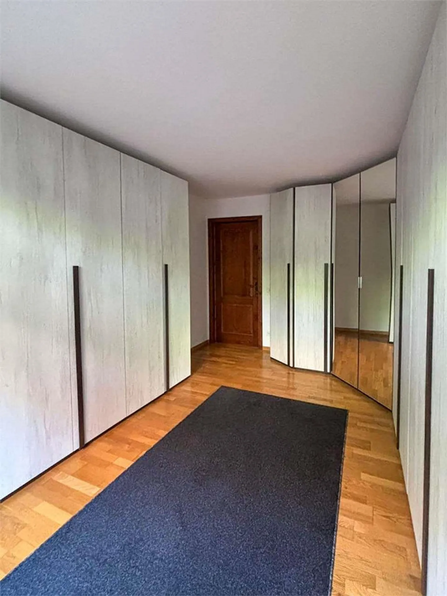 Apartment with Lake View in Residence with Pool in Savosa - Photo 8 of 11