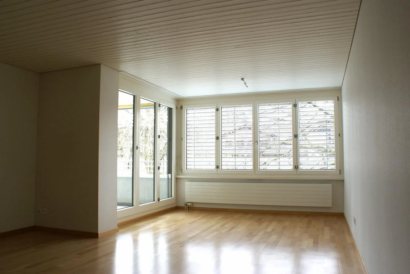 Appartement 1 pièce au rez-de-chaussée situé au centre - Photo 1 sur 6