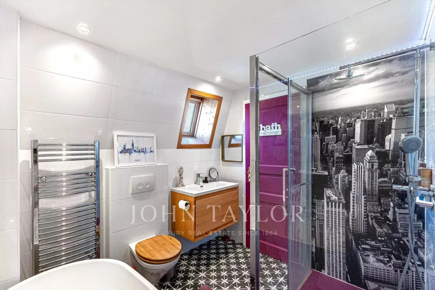 Casa con 600m2 nel cuore di St-Légier - Foto 12 di 13